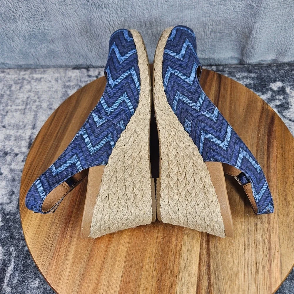 Vionic Coralina Espadrille Blue Chevron Print Slingback Wedge Sandals Womens 7.5